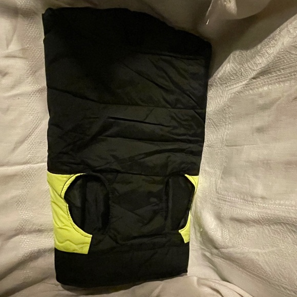 Dog raincoat small/med - Picture 2 of 2